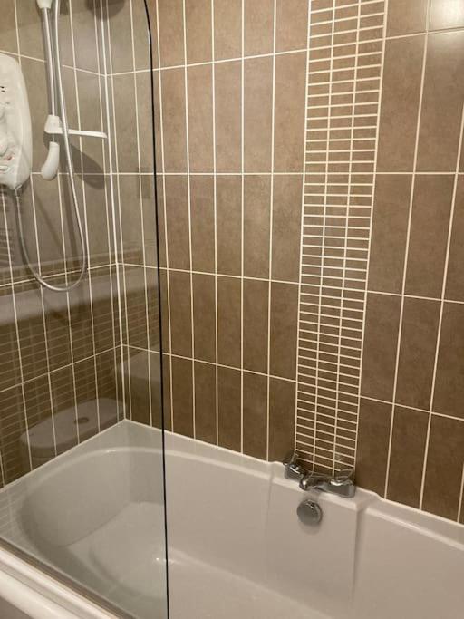 Beautiful 2 Bedroom Flat Overlooking Golf Course Carnoustie Exterior foto